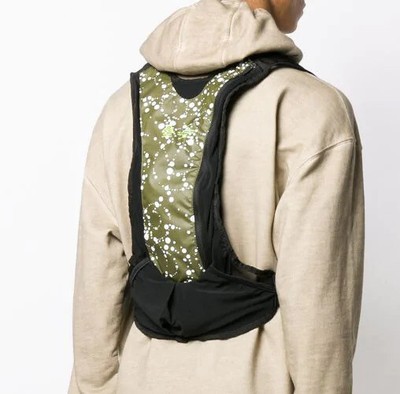 nikelab acg hydration vest
